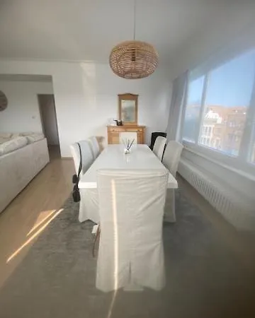 Residentie Malou * Бланкенберге